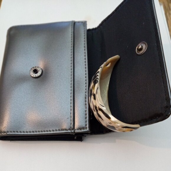 Studio Dark Gray Wallet - Picture 9 of 9